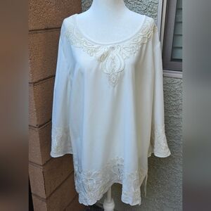 Chico's Renee Embroidered Blouse NWT
